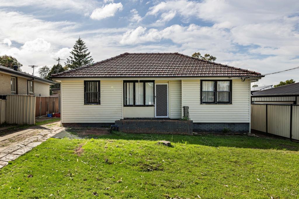 11 Anderson Ave, Blackett, NSW 2770