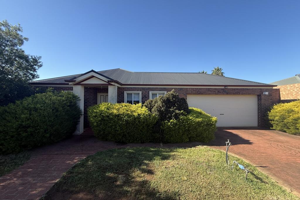 16 Ruben Dr, Sydenham, VIC 3037