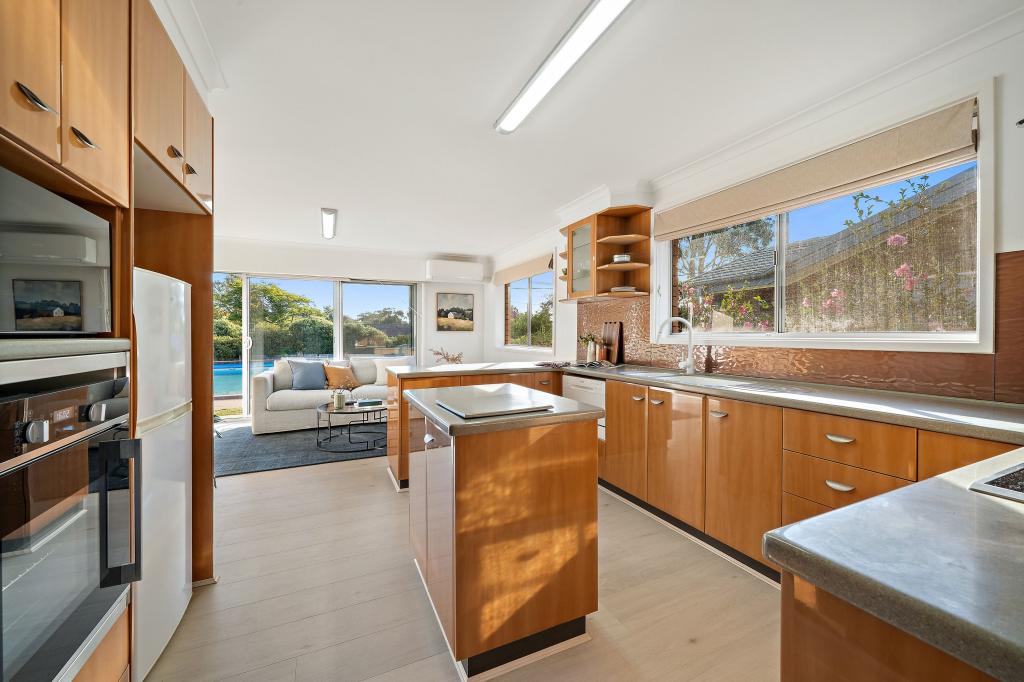15 Kinleyside Cres, Weetangera, ACT 2614