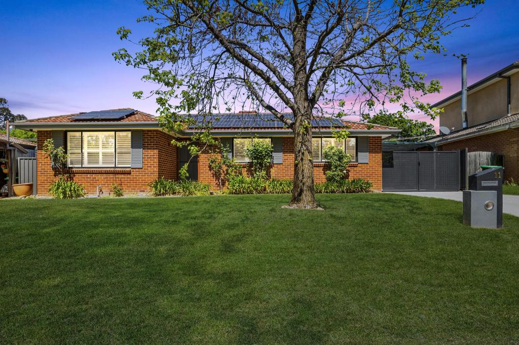 11 Gleeson Pl, Kambah, ACT 2902