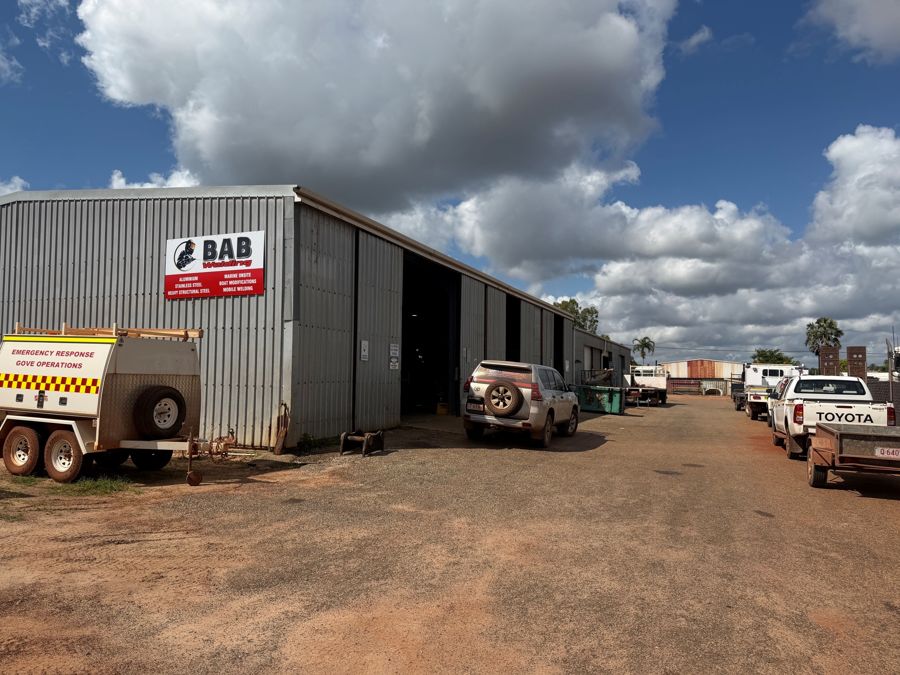 14 MILLER CL, NHULUNBUY, NT 0880
