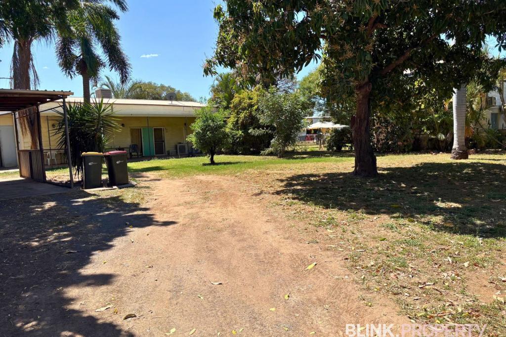 8 East St, Bluff, QLD 4702