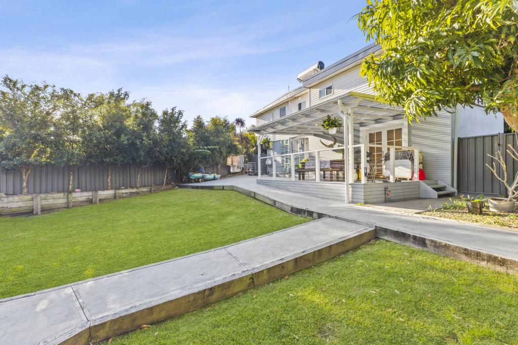 64 Patrick Cres, Saratoga, NSW 2251