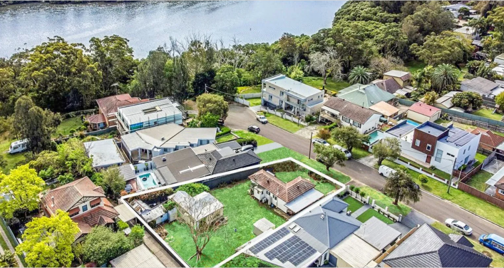 15 Hymen St, Peakhurst, NSW 2210