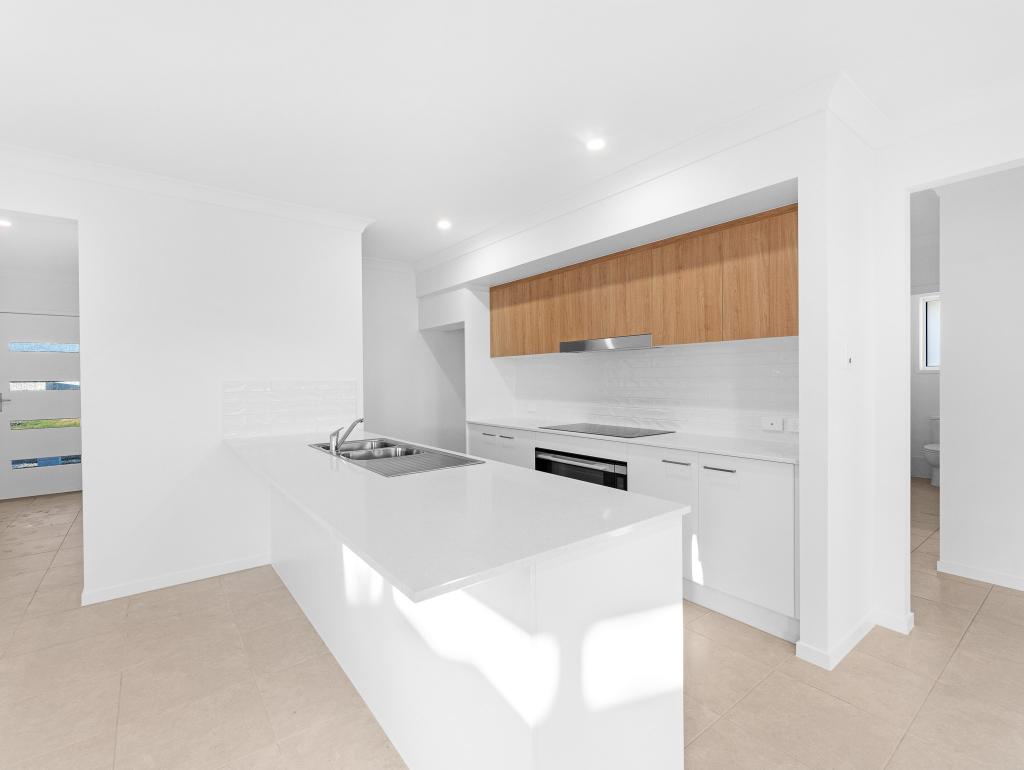 4 Martina Ct, Pialba, QLD 4655