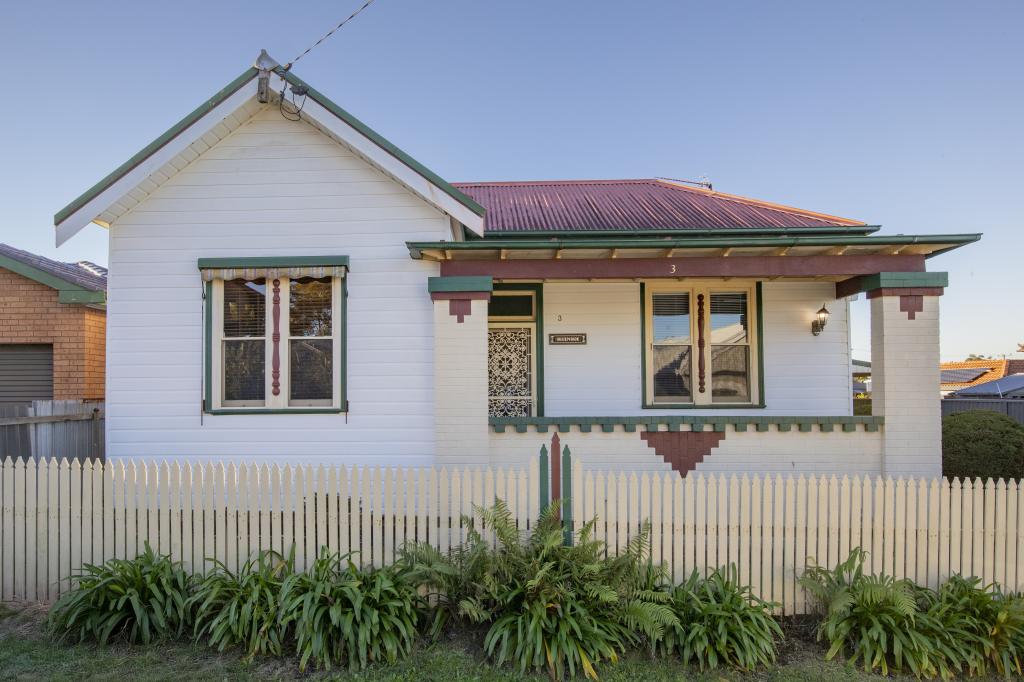 3 Smart St, Waratah, NSW 2298