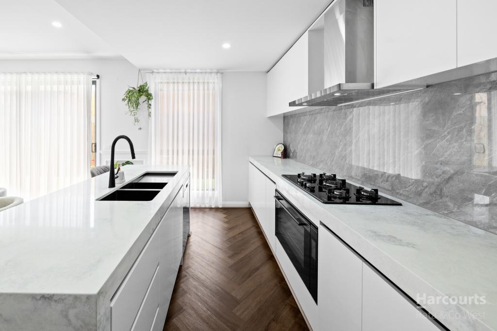 46 Slavko Dr, Fraser Rise, VIC 3336