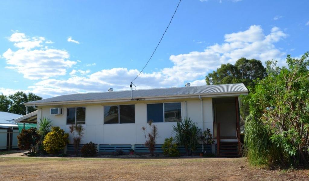 6 Cedar St, Blackwater, QLD 4717