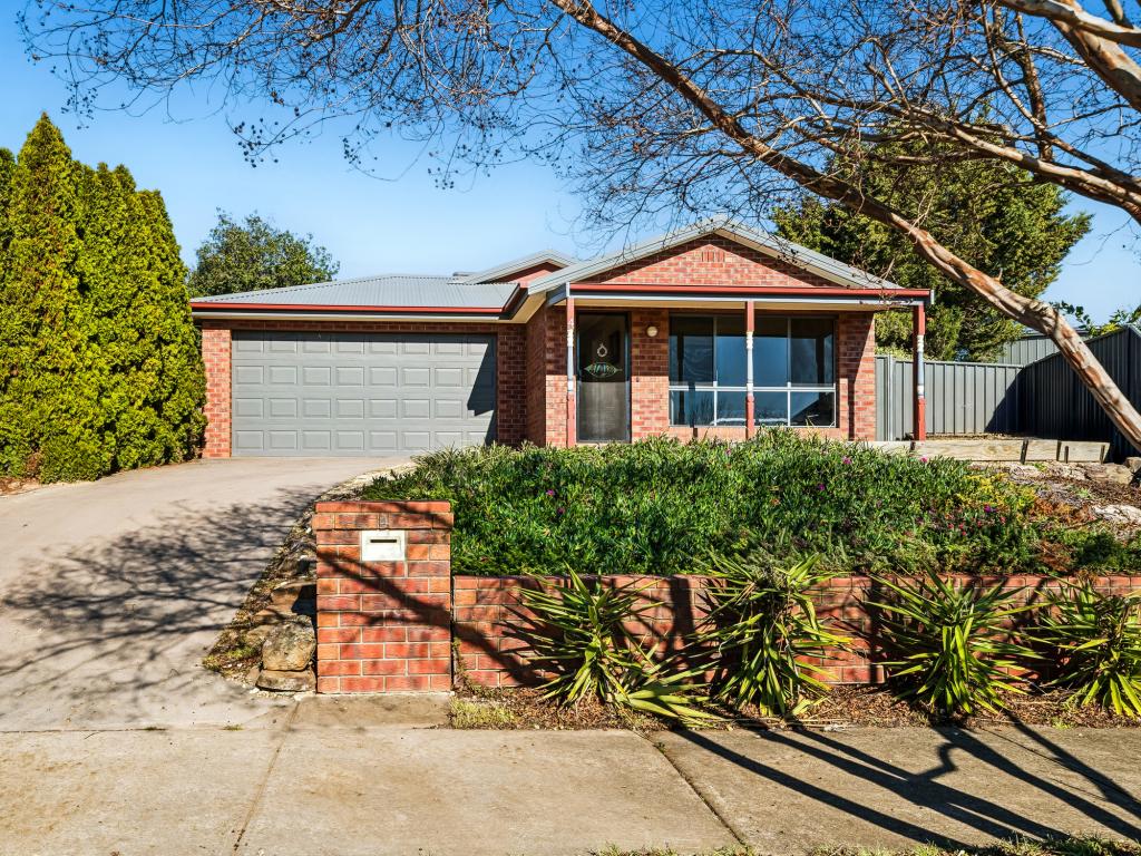 4 Broadbent Ct, Mansfield, VIC 3722