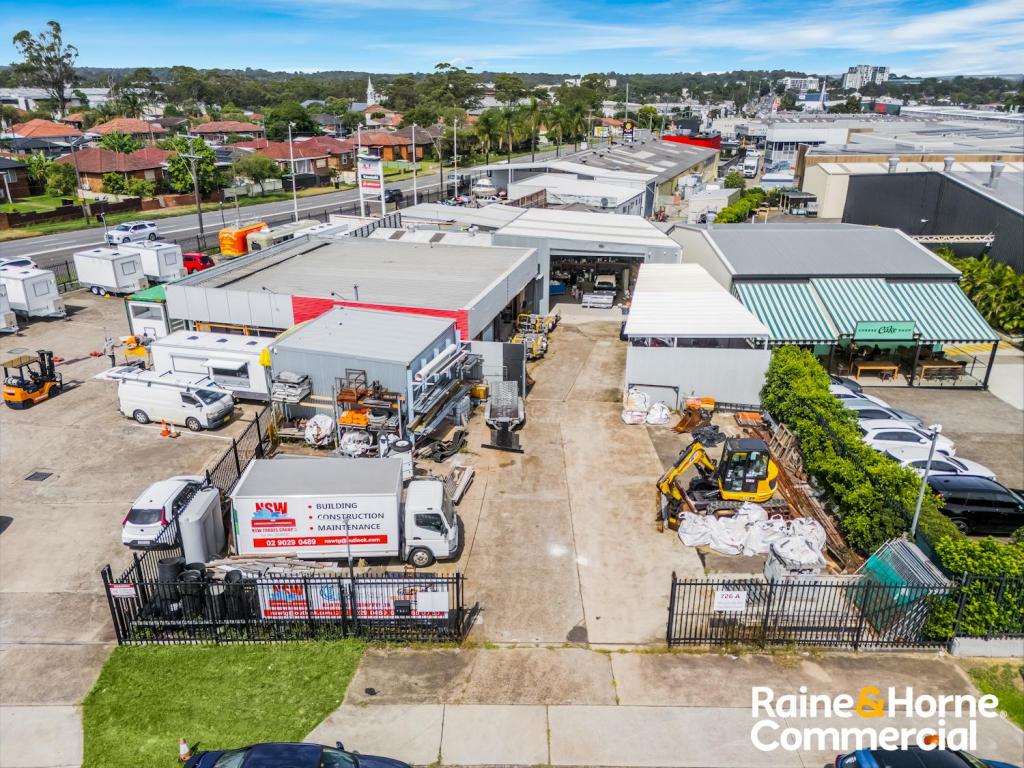 BUILDING 2/726 WOODVILLE RD, FAIRFIELD EAST, NSW 2165
