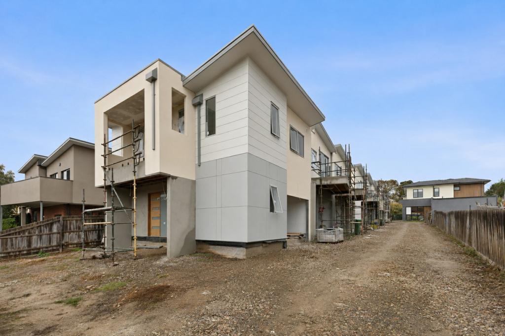 1-6/15 BAKER ST, LILYDALE, VIC 3140