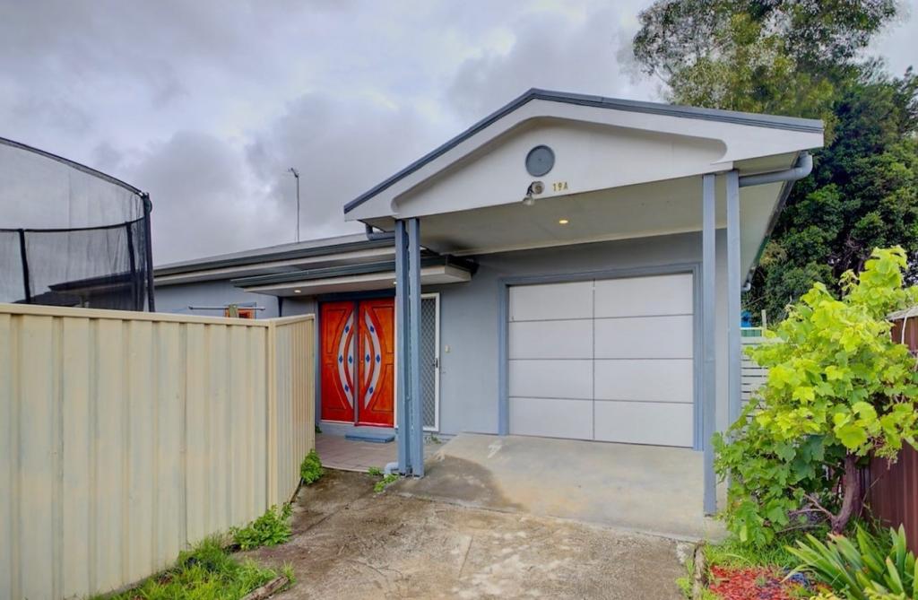 19a Robertson St, Campsie, NSW 2194