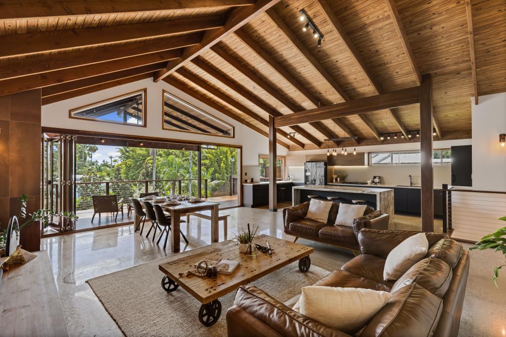 11 Tarnkun St, Alexandra Headland, QLD 4572