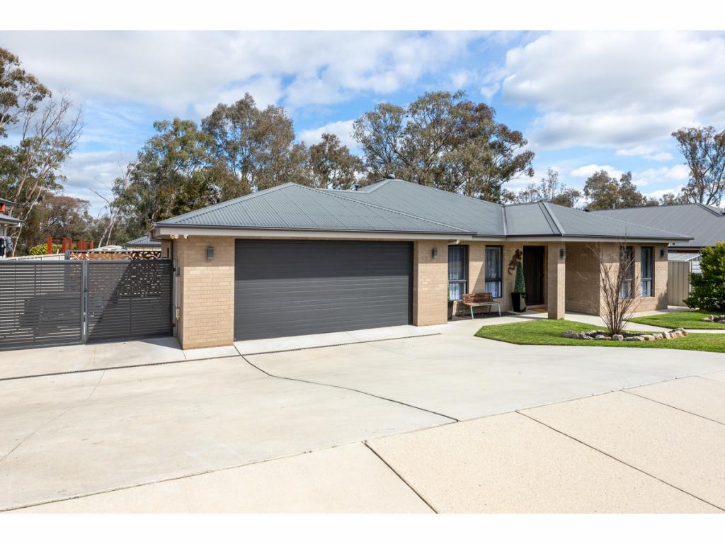115 Pickworth St, Thurgoona, NSW 2640