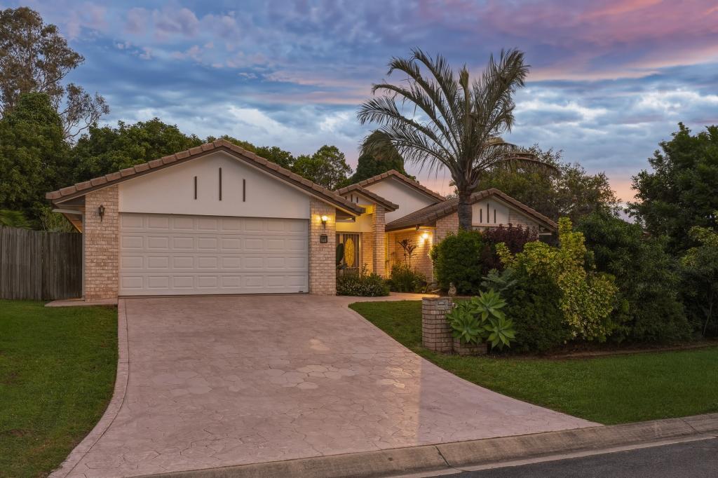 17 Lorenc Pl, Bridgeman Downs, QLD 4035