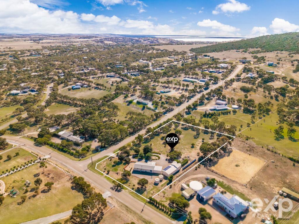 2-14 Lorikeet Ct, Boston, SA 5607
