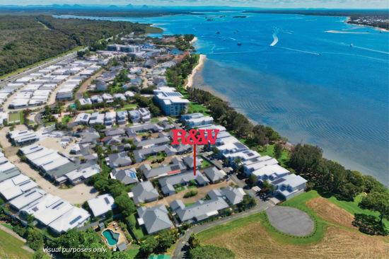 2 Seafarer Ct, Sandstone Point, QLD 4511