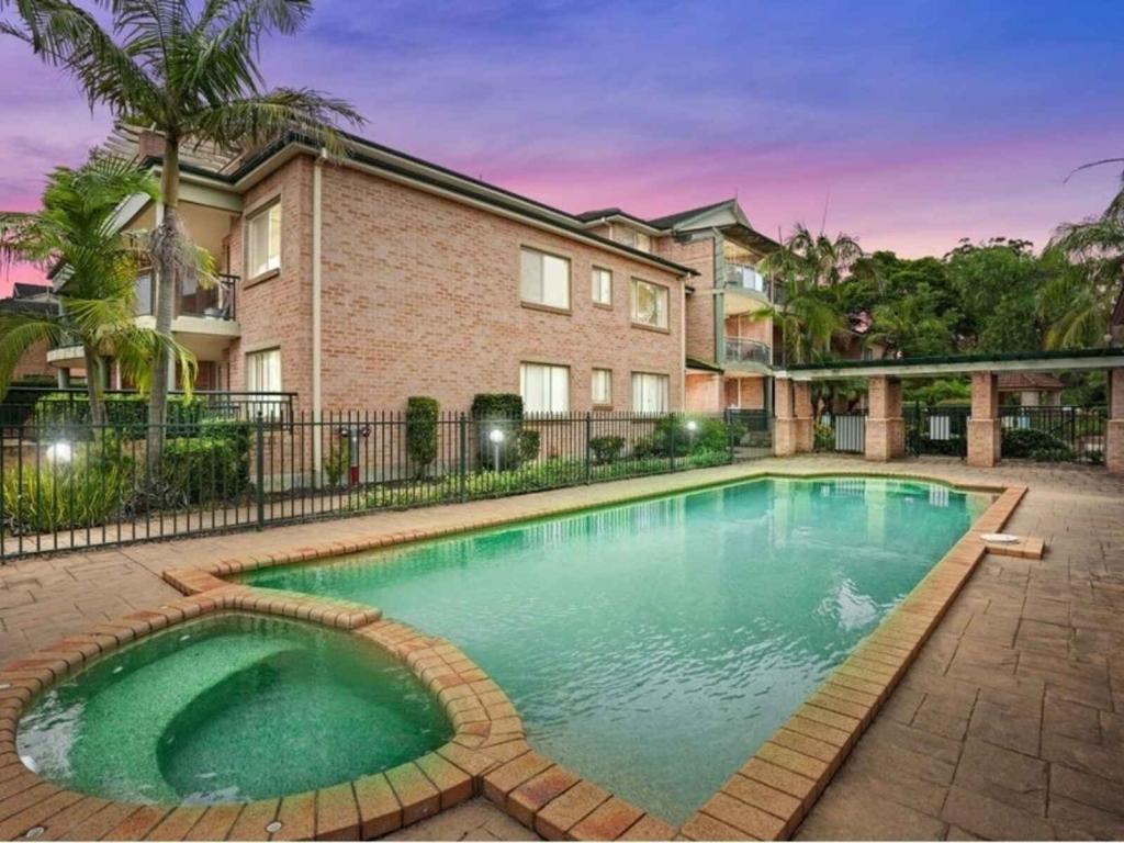 12/1 Cheriton Ave, Castle Hill, NSW 2154