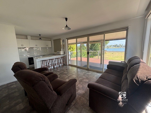 177 Western Bvd, Raymond Island, VIC 3880