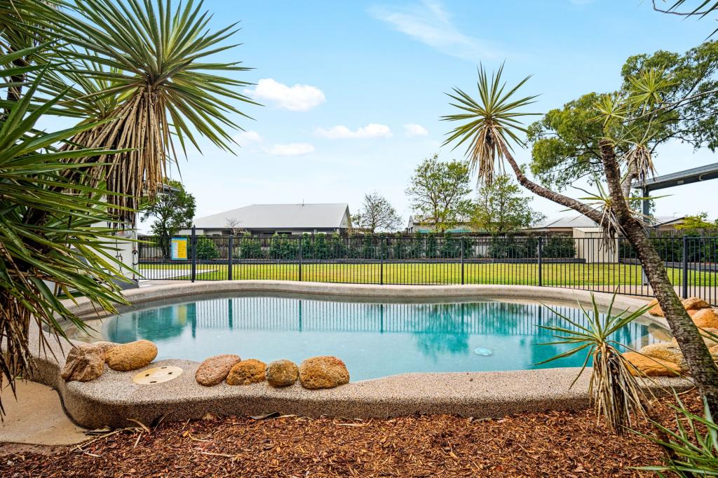 27 Beach Oak Dr, Mount Low, QLD 4818