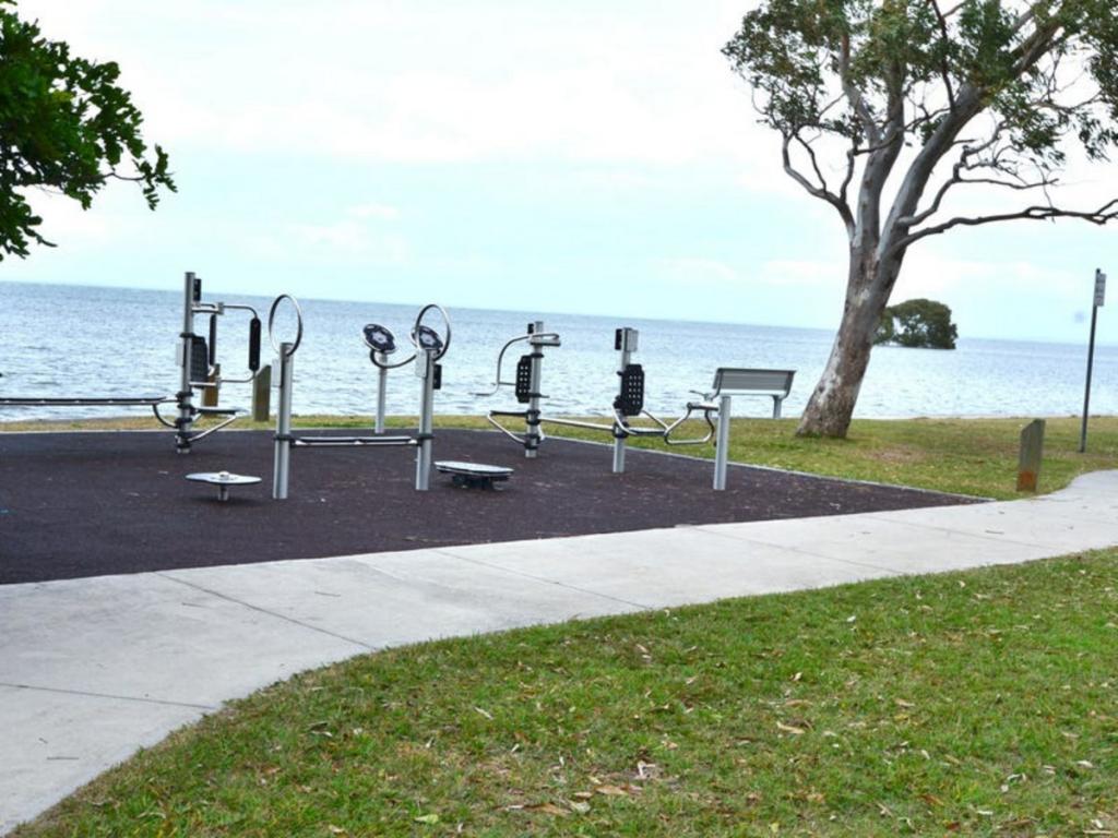 95 Esplanade, Godwin Beach, QLD 4511