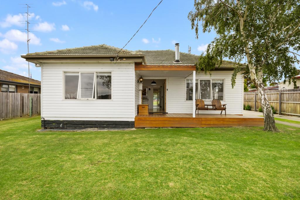 38 Edward St, Maffra, VIC 3860