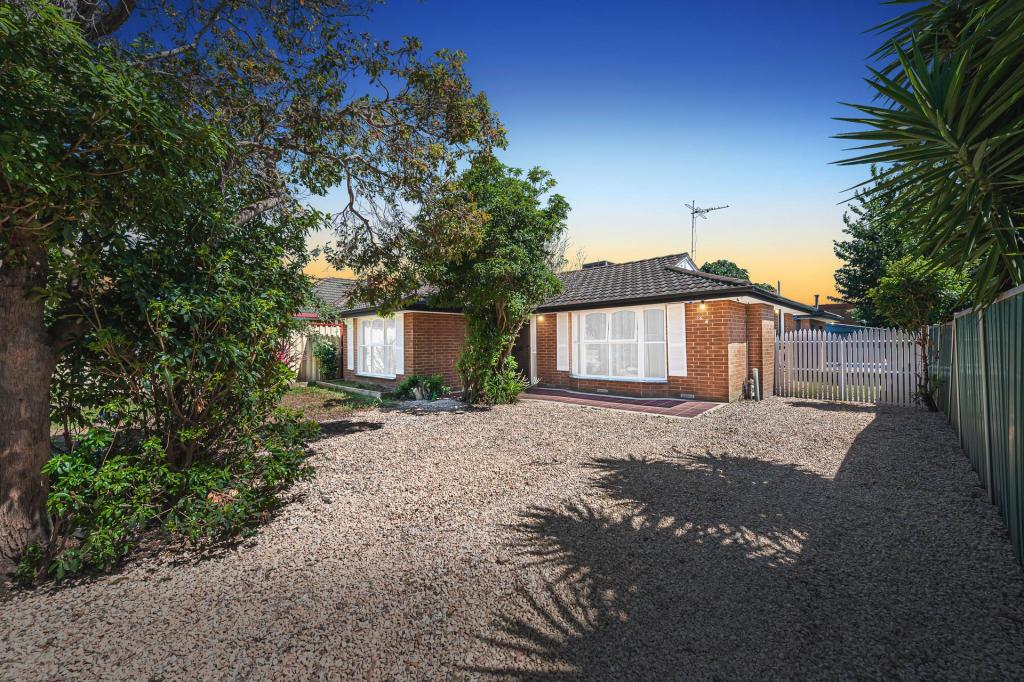 64 POOLE ST, DEER PARK, VIC 3023