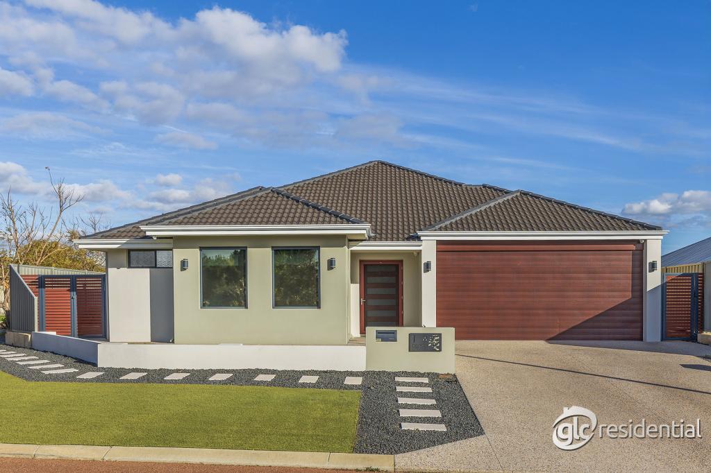 1 Radonich Way, Lake Coogee, WA 6166