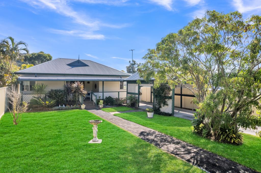 20 Clare Cres, Berkeley Vale, NSW 2261