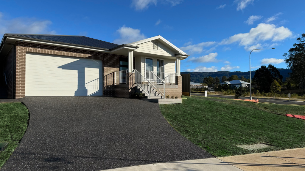 22a Lancaster Dr, Badagarang, NSW 2540
