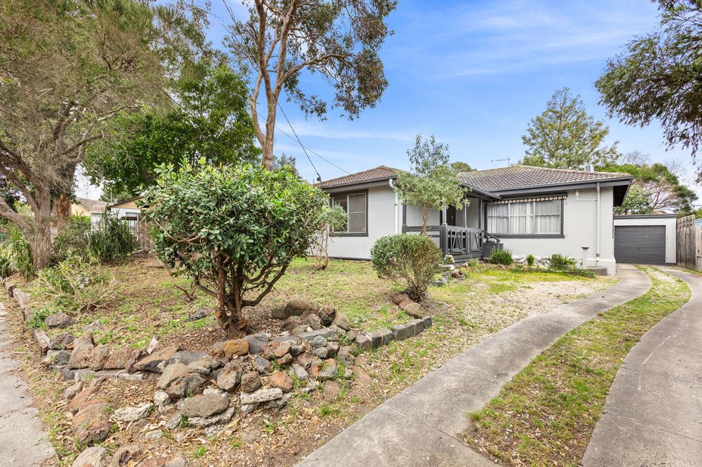 14 Nodding Ave, Frankston North, VIC 3200