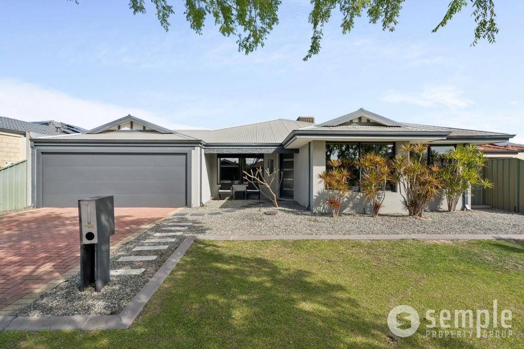 17 JERRAT MEWS, ATWELL, WA 6164