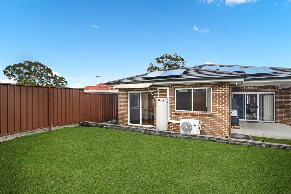 2a Karini Cl, Green Valley, NSW 2168