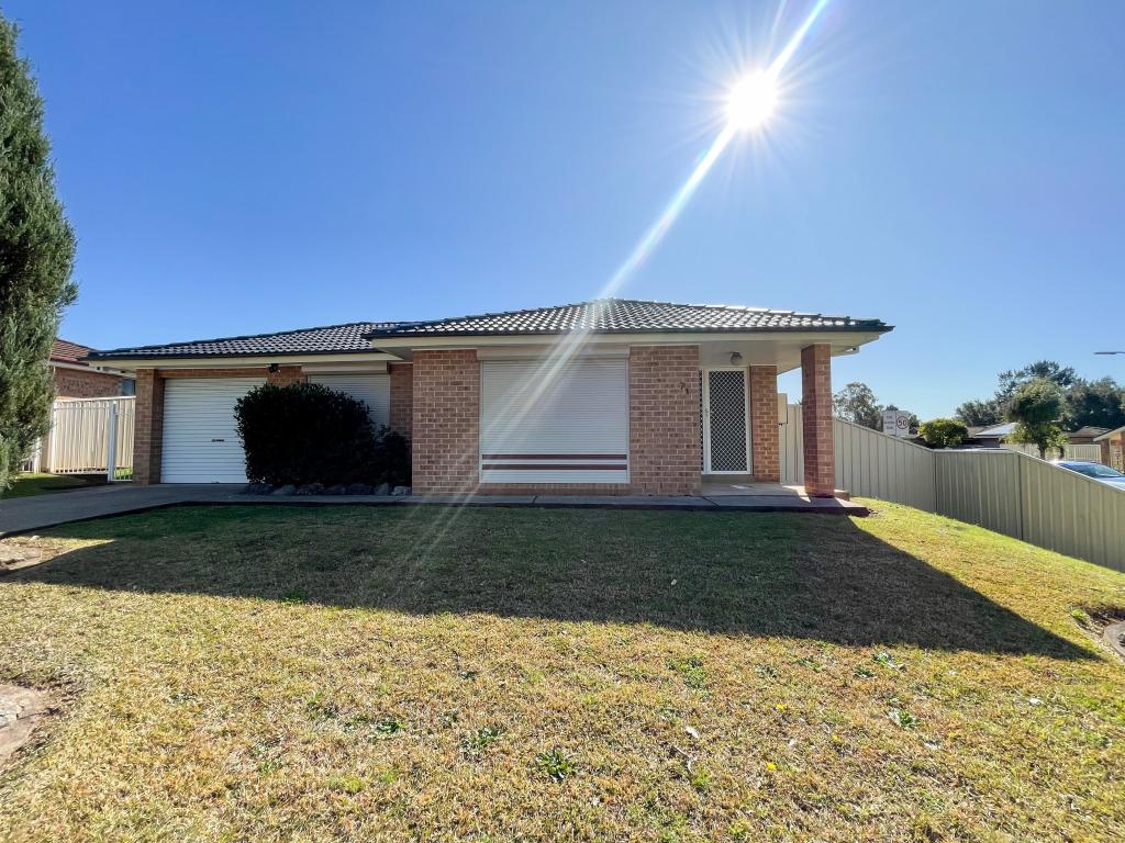 71 ANTHONY DR, ROSEMEADOW, NSW 2560