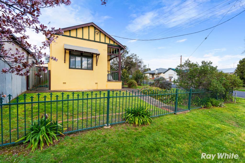 22 Stewart St, Junee, NSW 2663