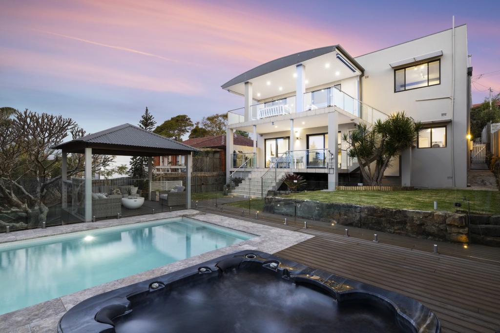 15 Libya Cres, Allambie Heights, NSW 2100