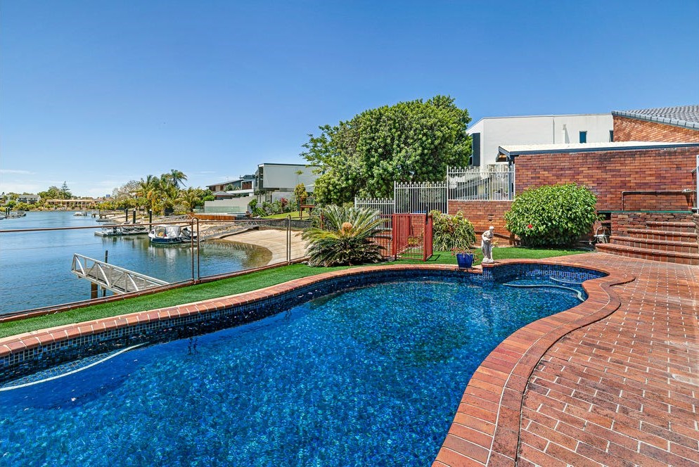 34 Cypress Dr, Broadbeach Waters, QLD 4218
