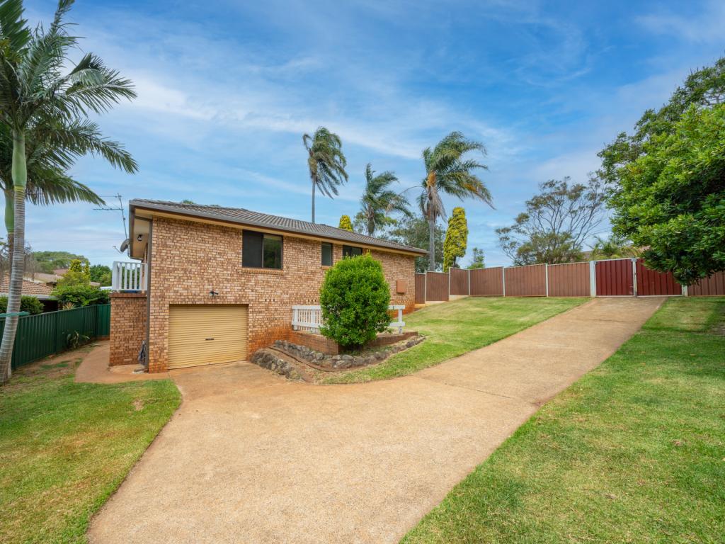 77 Moruya Dr, Port Macquarie, NSW 2444