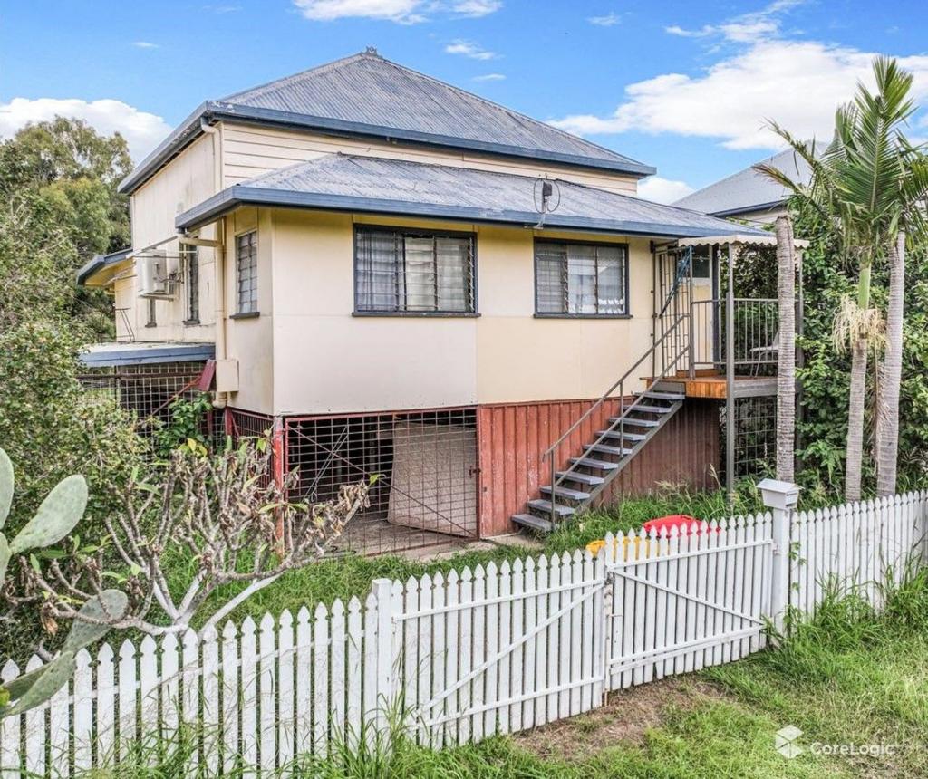 438 Bolsover St, Depot Hill, QLD 4700