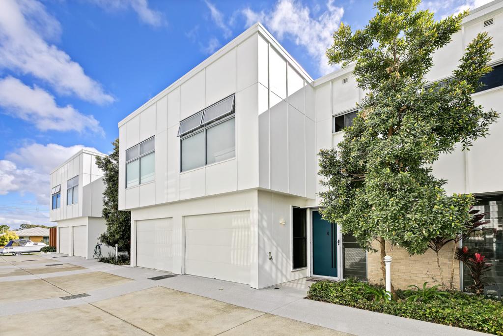 4/15-17 YINNI ST, MAROOCHYDORE, QLD 4558