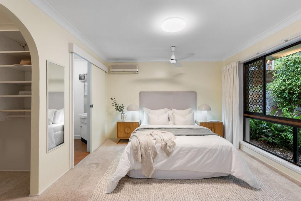 4 Kitava St, Fig Tree Pocket, QLD 4069