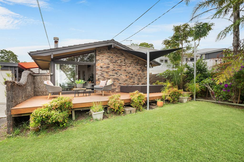 27 Arnhem Rd, Allambie Heights, NSW 2100