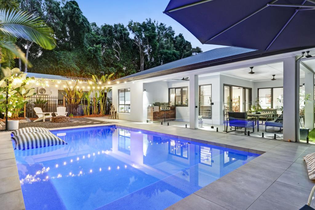 10/109 Upolu Esp, Palm Cove, QLD 4879