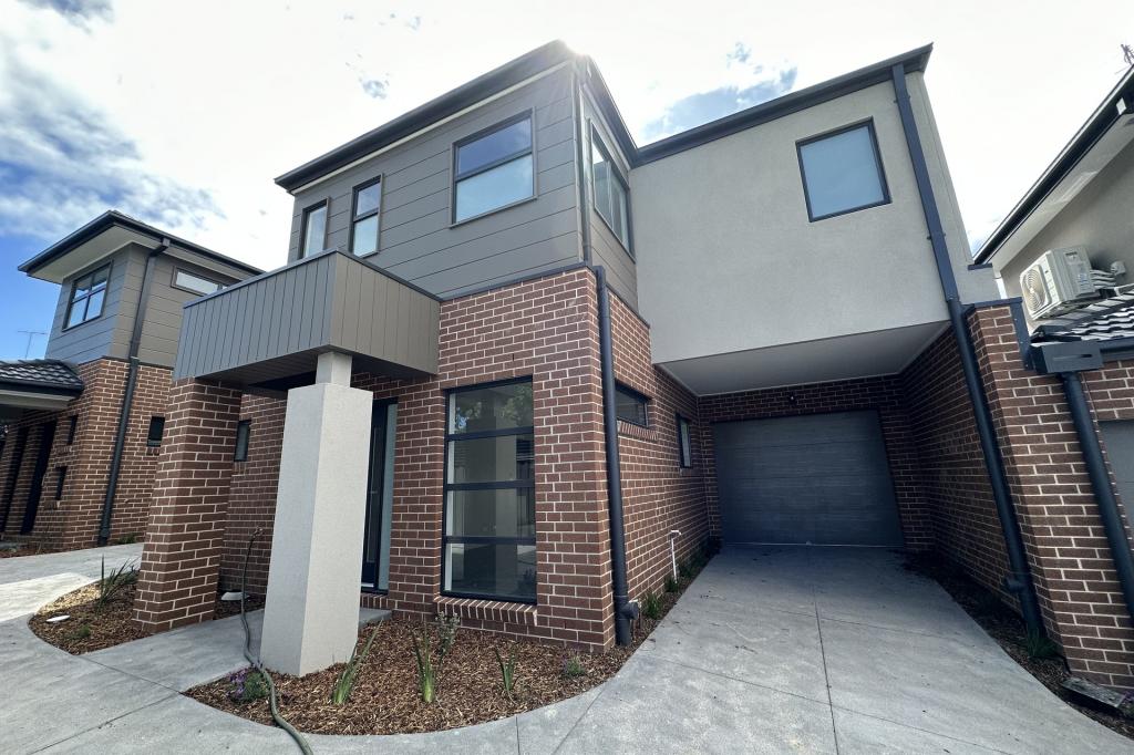 2/98 Paperbark St, Doveton, VIC 3177