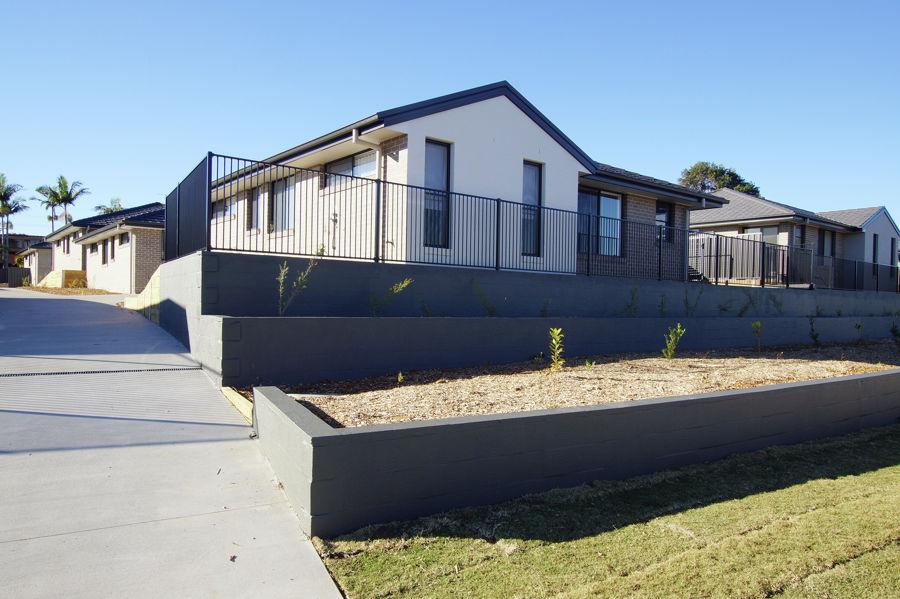 2/15 Sullivans Rd, Moonee Beach, NSW 2450