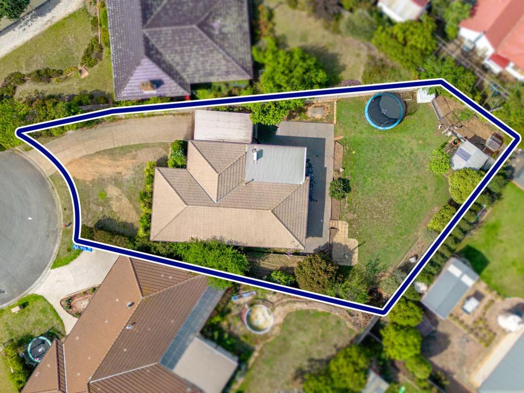 19 Okeefe Cres, Bacchus Marsh, VIC 3340