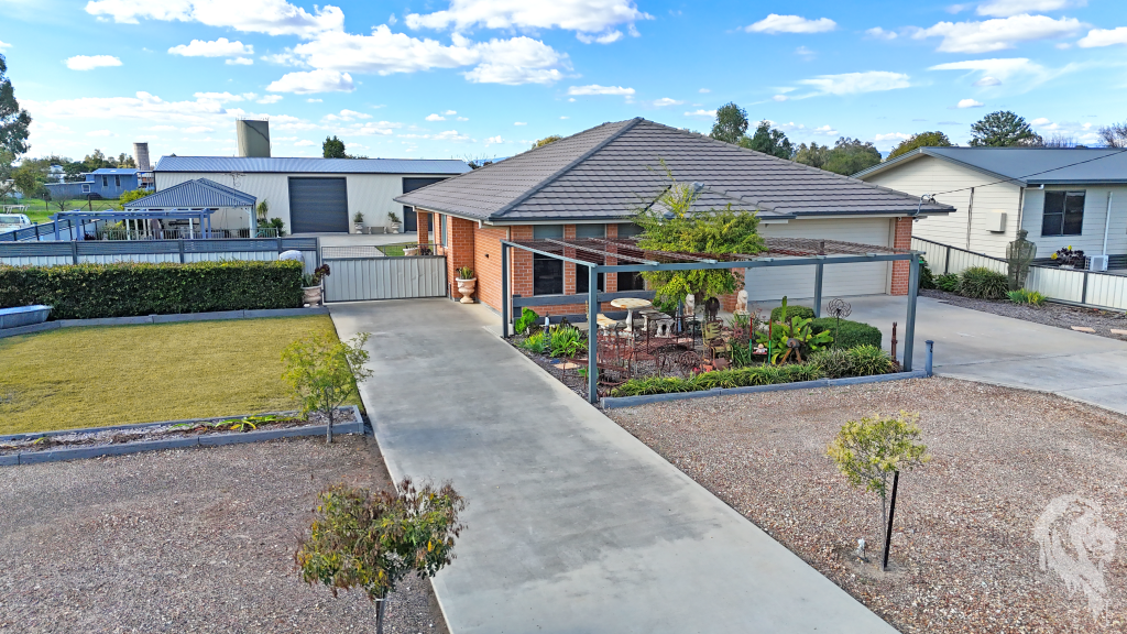 34 Kelvin Vickery Ave, Narrabri, NSW 2390