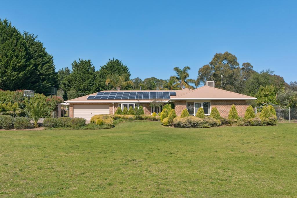 76 Lockhart Dr, Rosebud, VIC 3939