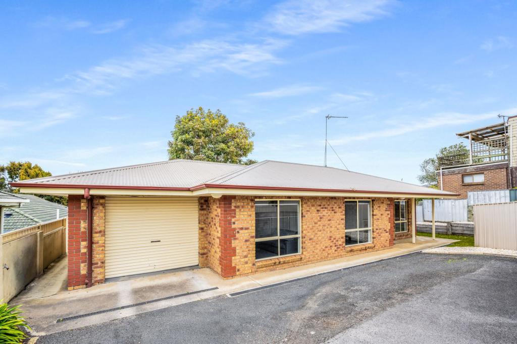2/11 SINCLAIR ST, MOUNT GAMBIER, SA 5290