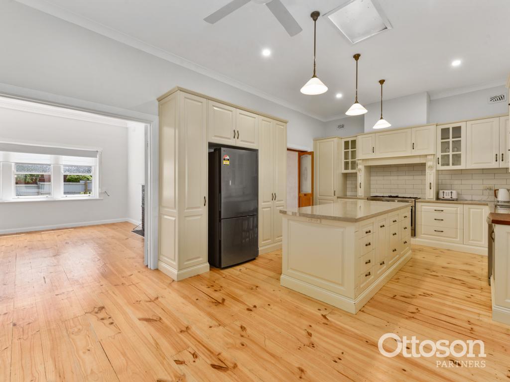 8 Adelaide Ave, Naracoorte, SA 5271